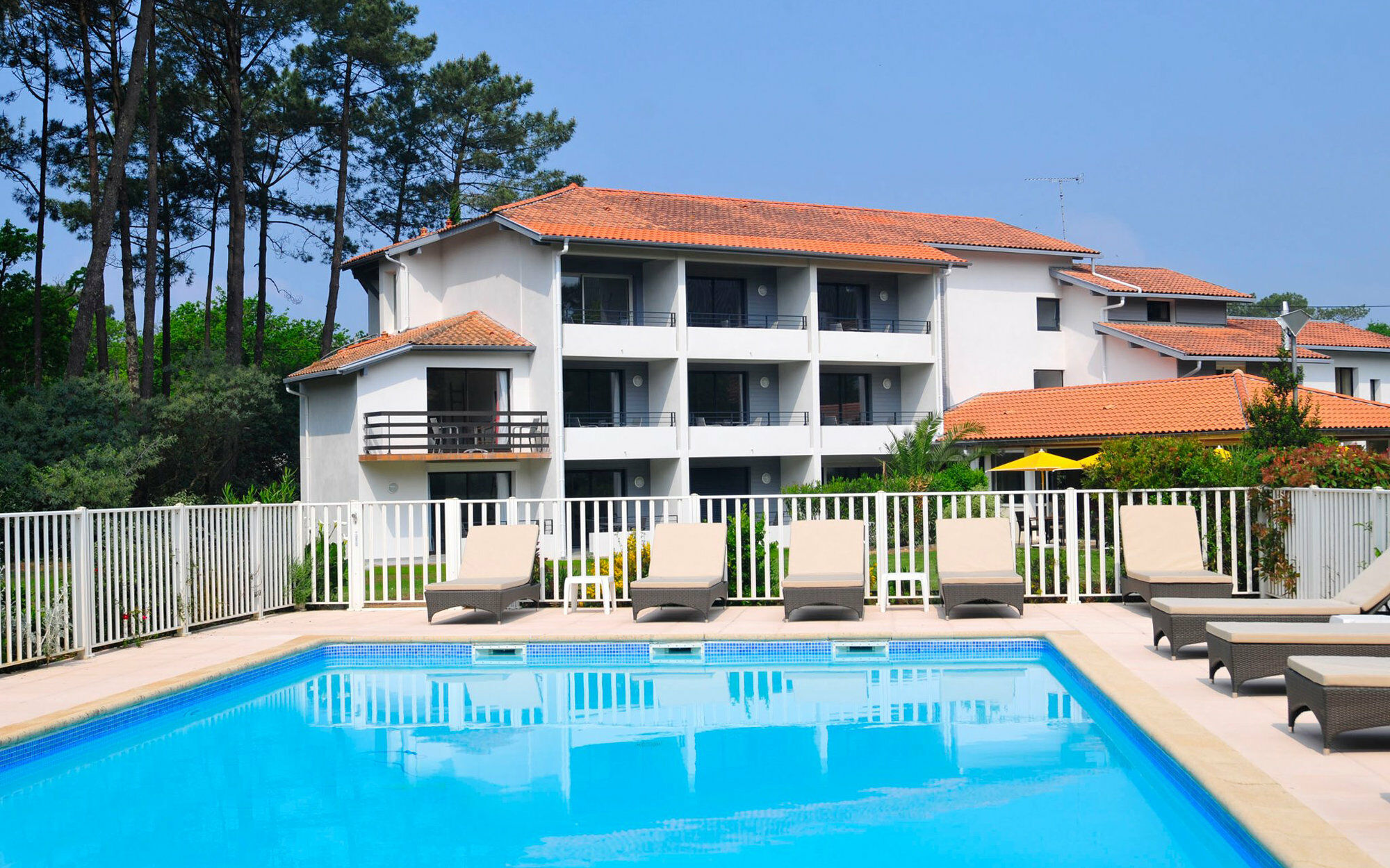 Hotel Le B D'Arcachon By Inwood Hotels Esterno foto